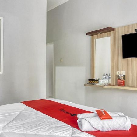 Reddoorz Near Sindu Kusuma Edupark 2 Hotel Cebongan Exterior photo